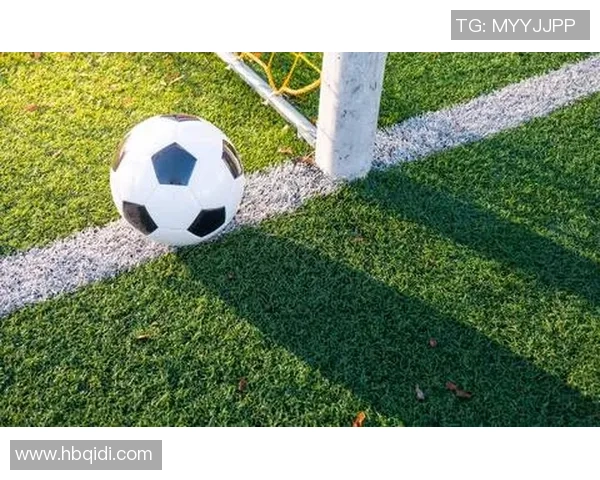 足球巨星影子融合为一体 打破常规展现无尽魅力